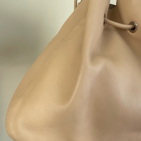 Gucci Beige Leather Shoulder Bag - Picture 3 of 16